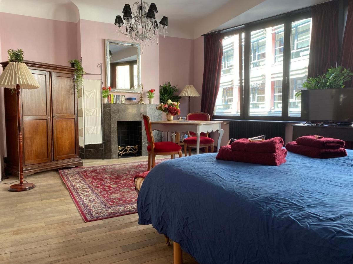 Ferienwohnung The Pink Studio - Exceptional Location In City Center - Unique & Elegant Namur  Exterior foto